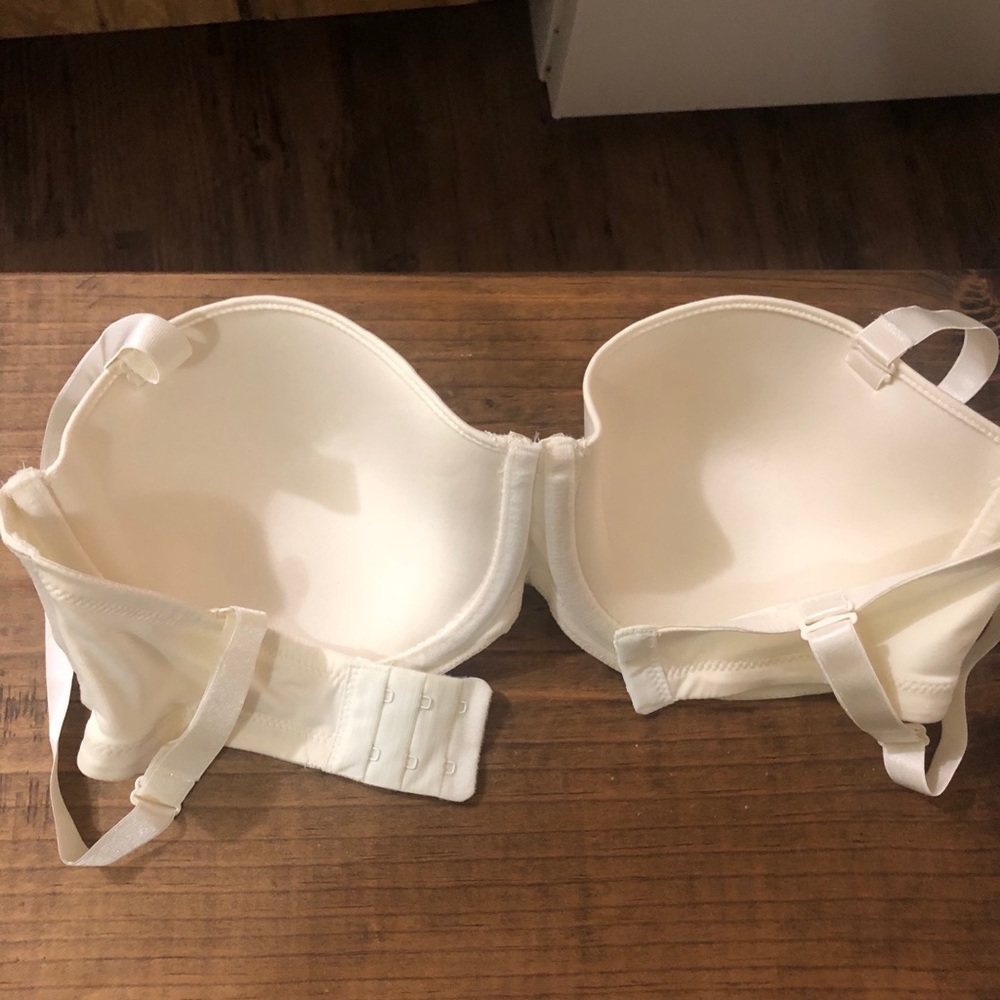 Jones New York Bra Never Worn - Picture 3 of 4